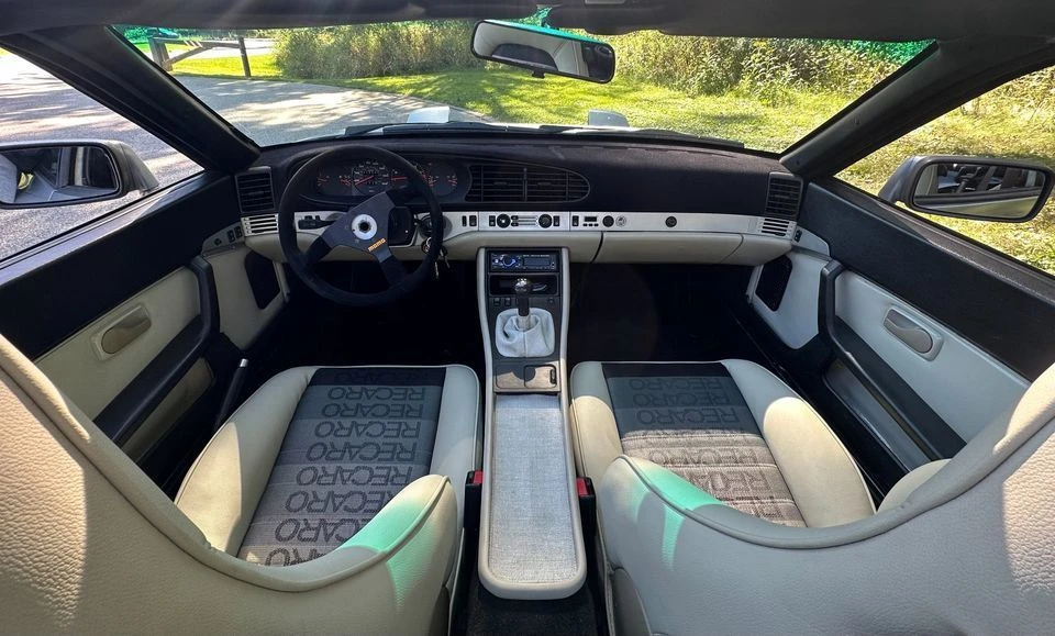 1986 Porsche 944 - Image 4 of 9