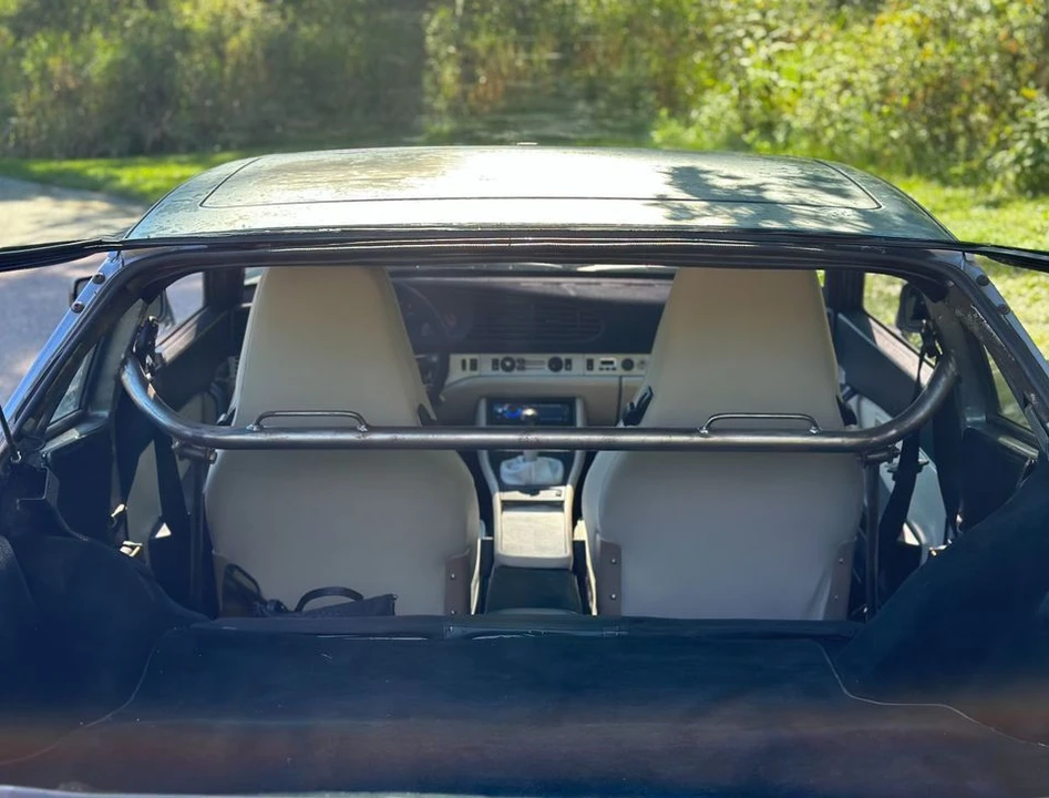 1986 Porsche 944 - Image 5 of 9