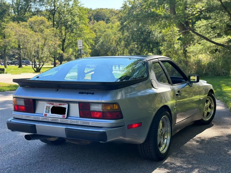 1986 Porsche 944 - Image 7 of 9