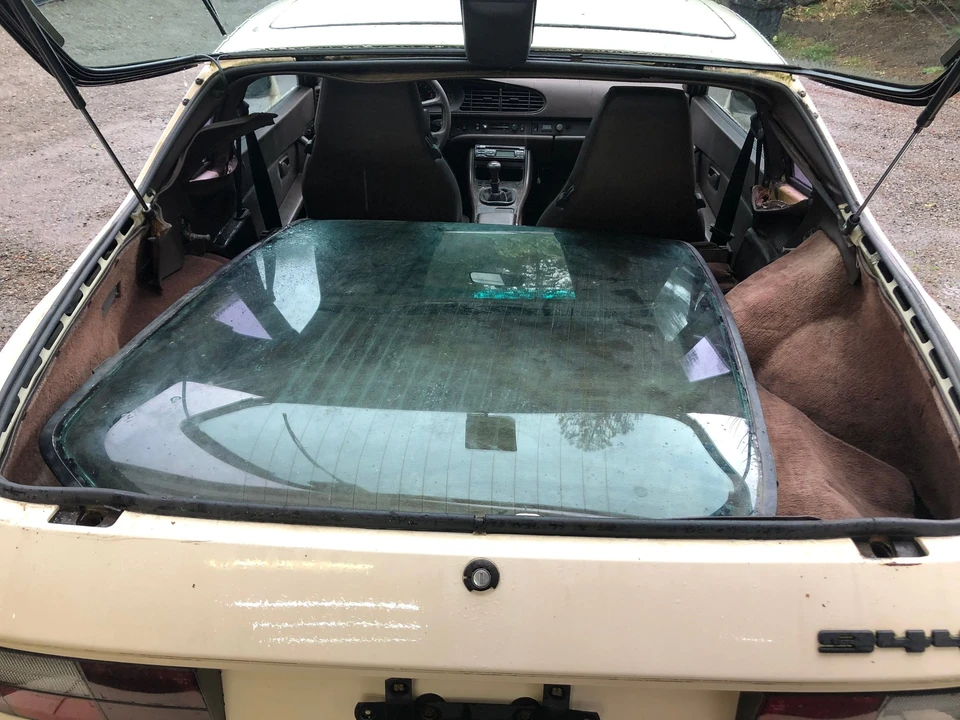 1986 Porsche 944 - Image 6 of 19