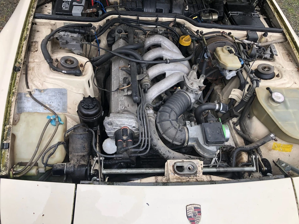 1986 Porsche 944 - Image 8 of 19