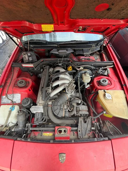 1986 Porsche 924 - Image 2 of 10