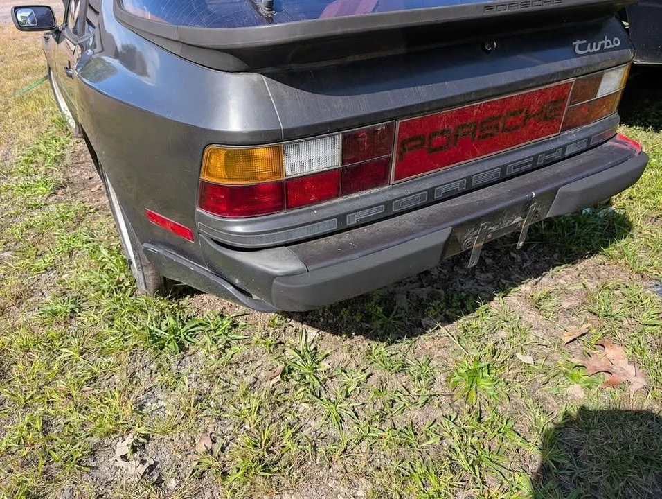 1986 Porsche 944 Turbo - Image 5 of 11