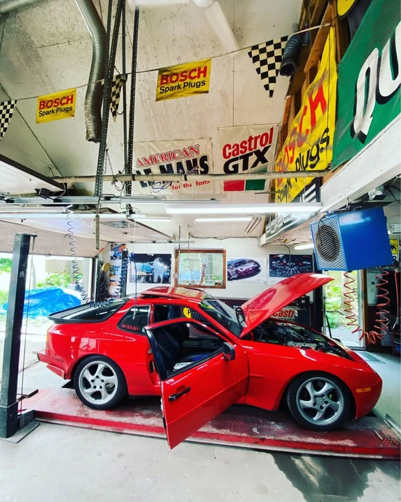 1986 Porsche 944 Turbo - Image 4 of 15