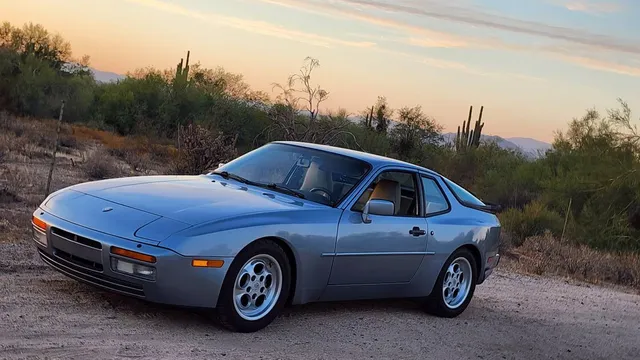 1986 Porsche 944 Turbo