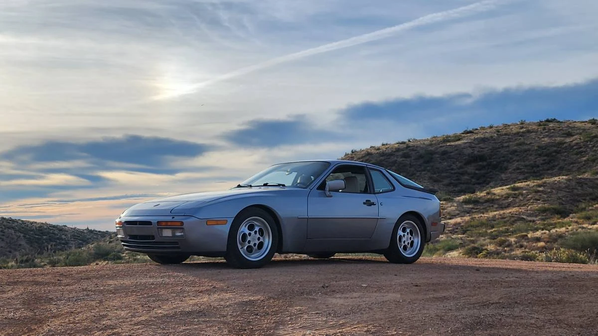 1986 Porsche 944 Turbo - Image 15 of 17