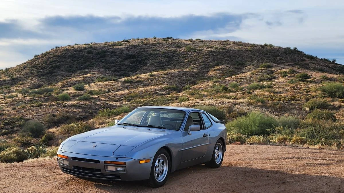 1986 Porsche 944 Turbo - Image 16 of 17
