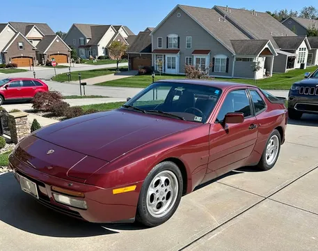 1986 Porsche 944 Turbo (951)