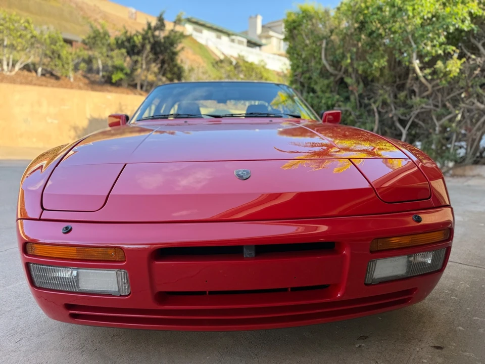 1986 Porsche 944 Turbo - Image 8 of 31