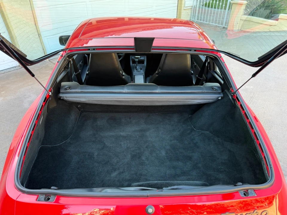 1986 Porsche 944 Turbo - Image 19 of 31