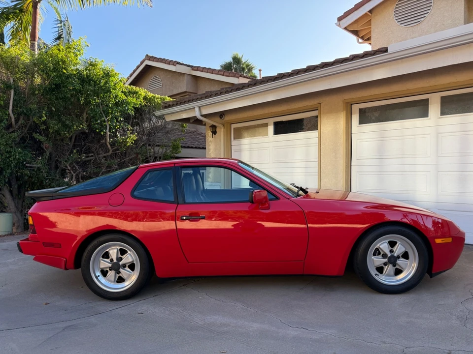 1986 Porsche 944 Turbo - Image 6 of 31