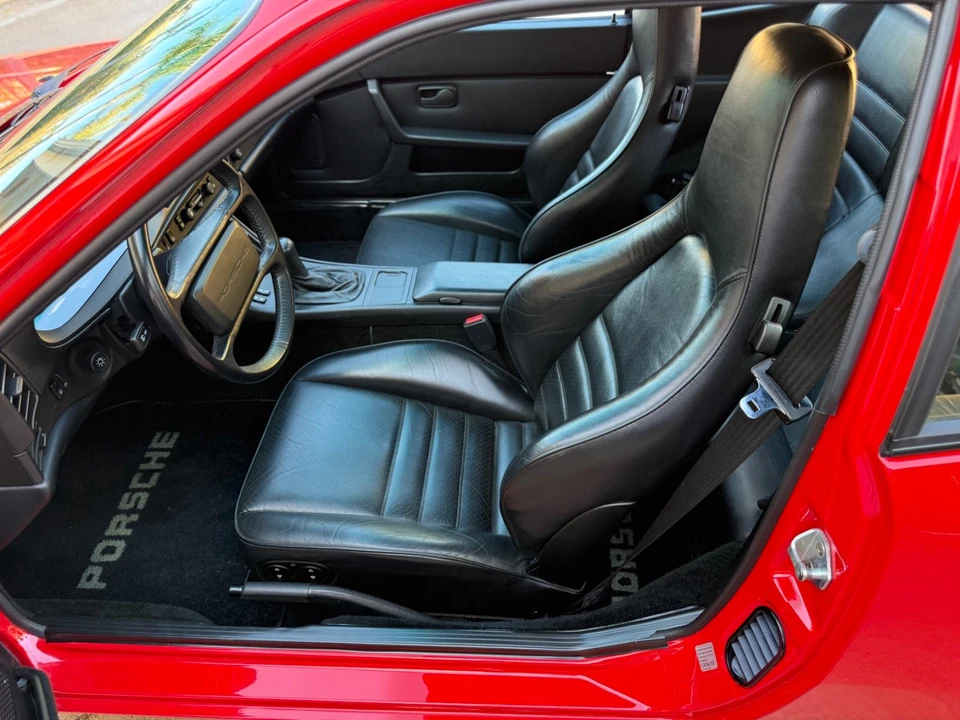 1986 Porsche 944 Turbo - Image 28 of 31