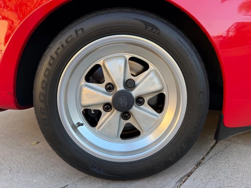 1986 Porsche 944 Turbo - Image 16 of 31