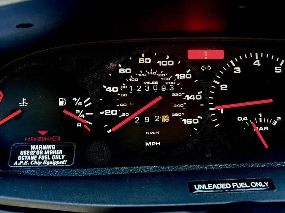 1986 Porsche 944 Turbo - Image 15 of 20