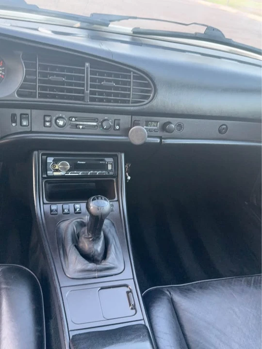 1986 Porsche 944 Turbo - Image 12 of 16
