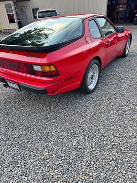 1986 Porsche 944 Turbo S2