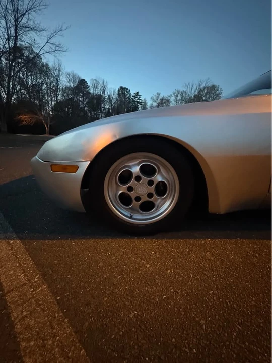 1986 Porsche 944 Turbo - Image 8 of 14
