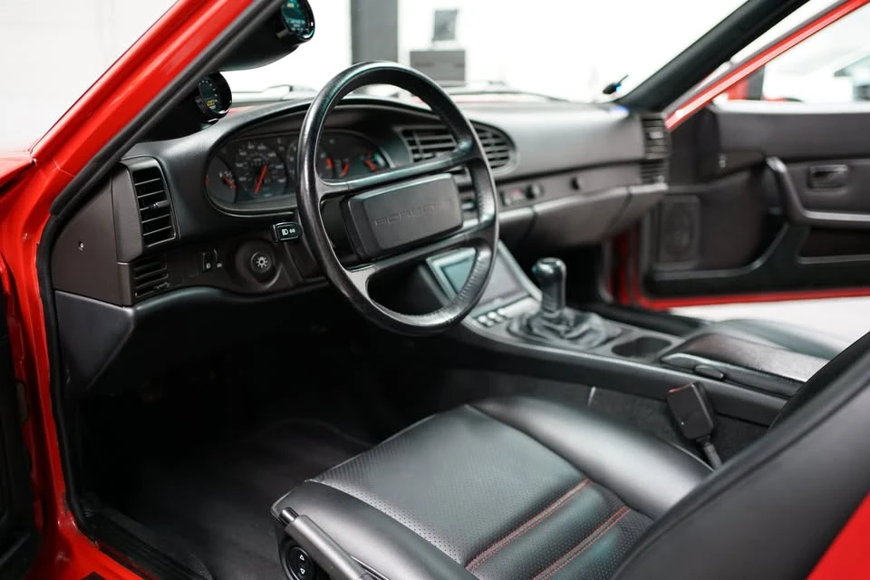 1986 Porsche 944 Turbo - Image 13 of 20