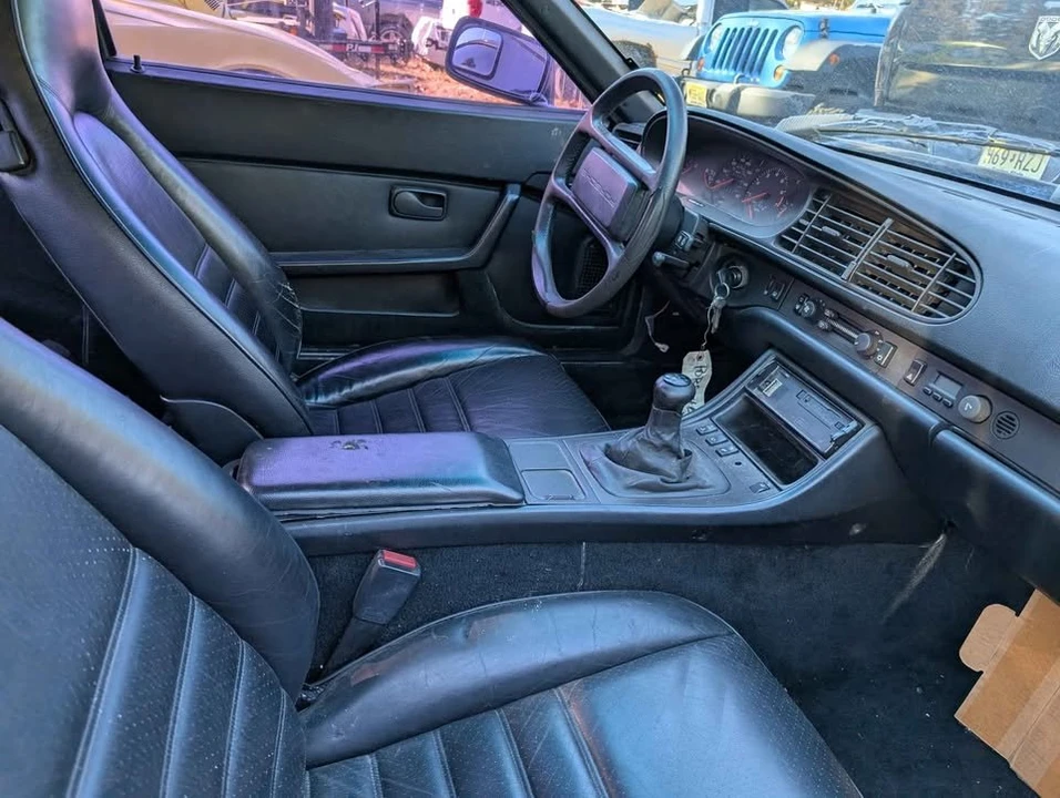 1986 Porsche 944 Turbo - Image 2 of 15