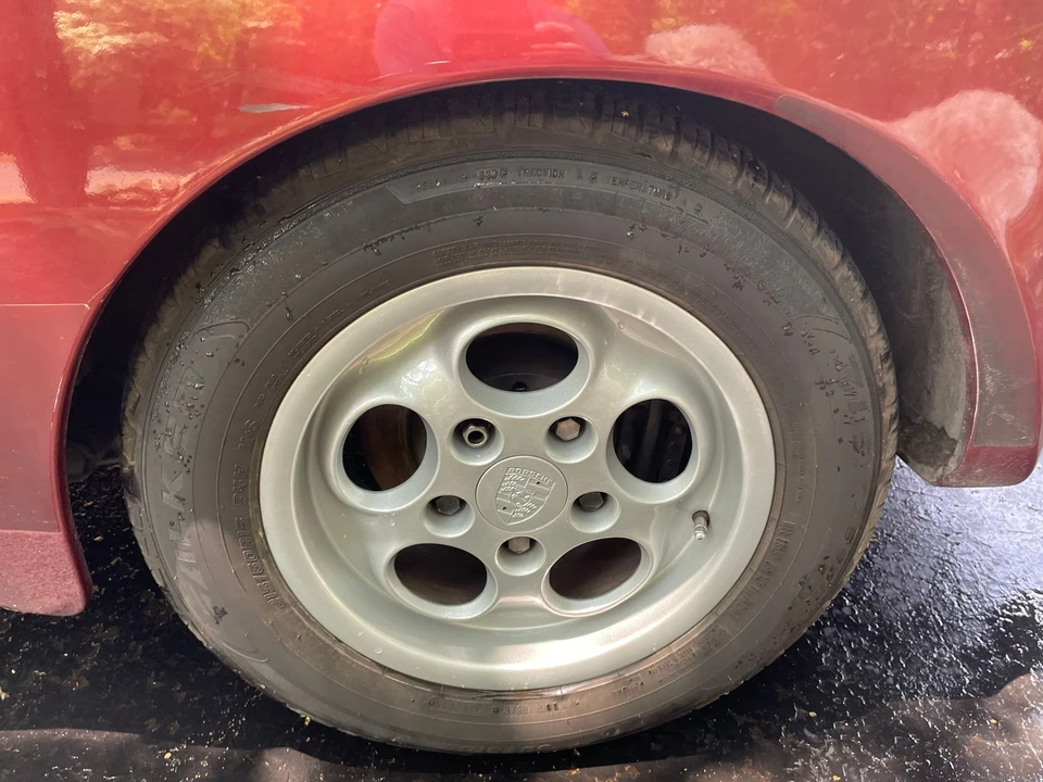 1986 Porsche 944 - Image 4 of 14