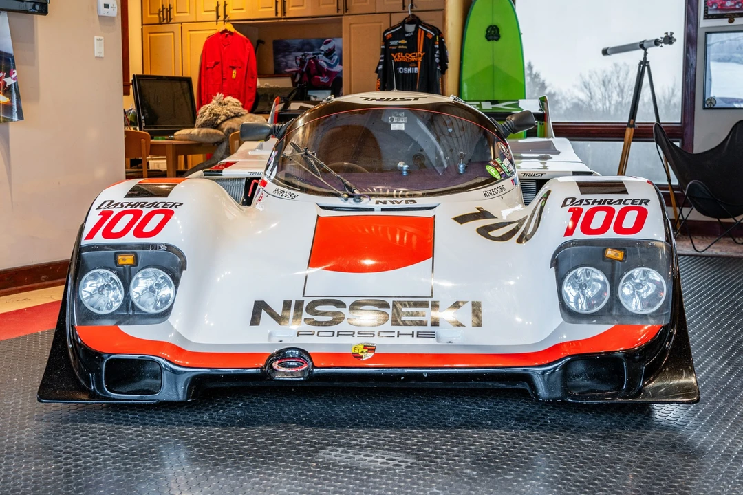1986 Porsche 956 & 962 - Image 2 of 31