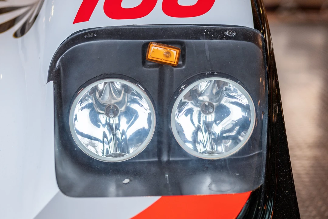 1986 Porsche 956 & 962 - Image 11 of 31