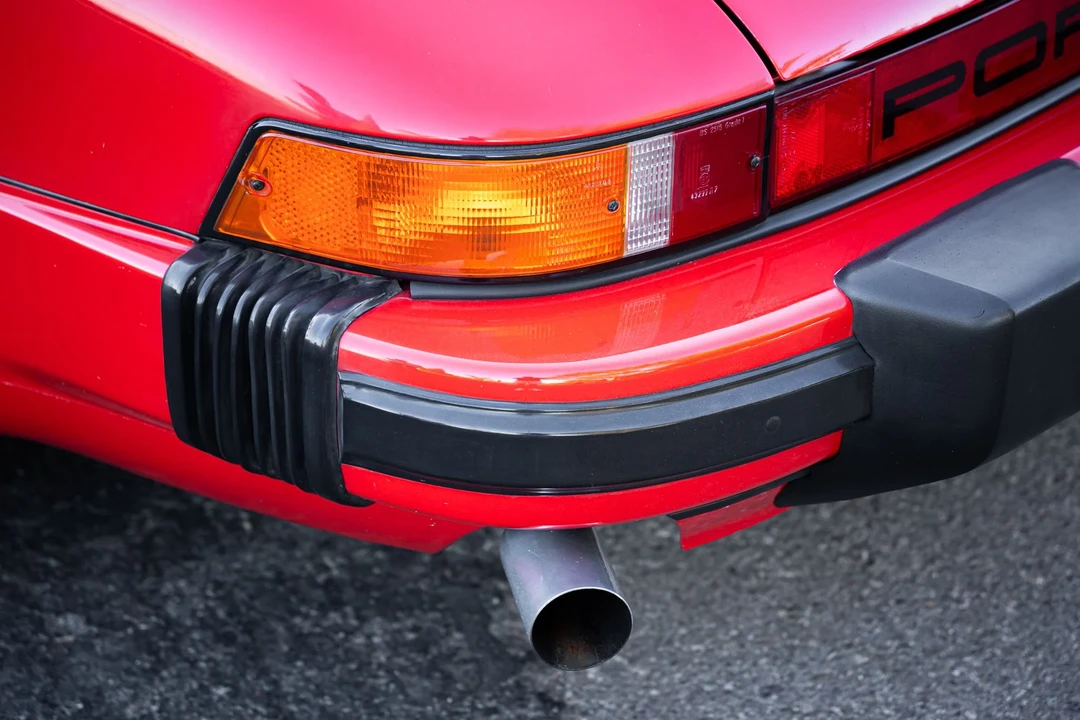 1986 Porsche 911 Carrera 3.2 - Image 26 of 31