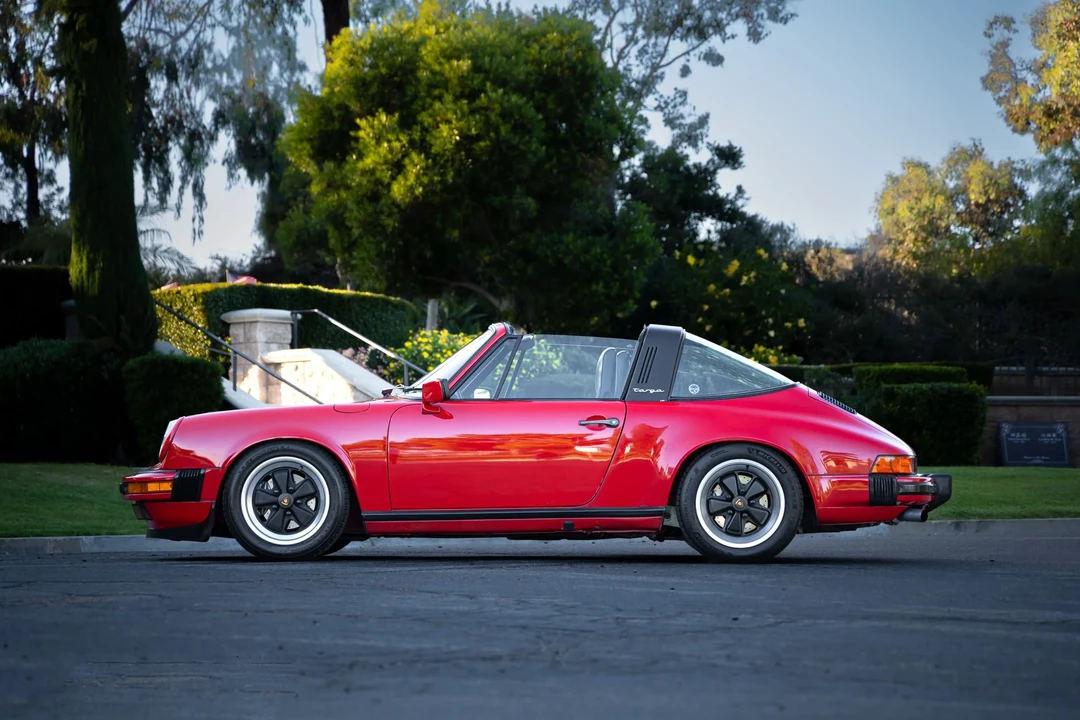 1986 Porsche 911 Carrera 3.2 - Image 14 of 31