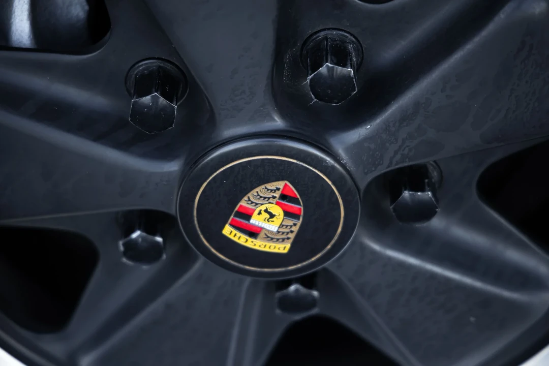 1986 Porsche 911 Carrera 3.2 - Image 19 of 31