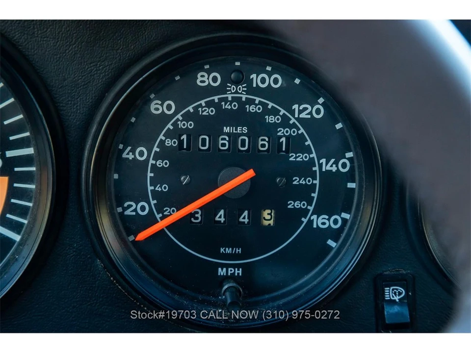 1986 Porsche 911 Carrera 3.2 - Image 26 of 31