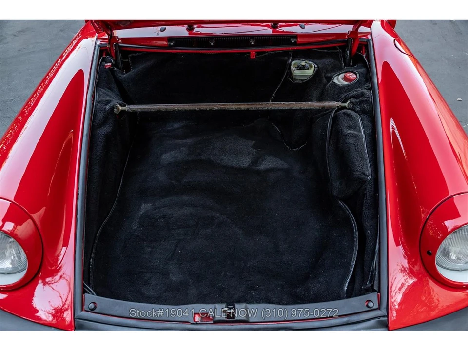 1986 Porsche 911 Carrera 3.2 - Image 28 of 31