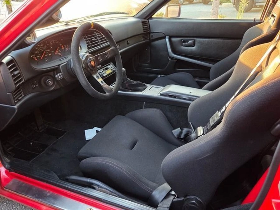 1986 Porsche 944 - Image 6 of 7