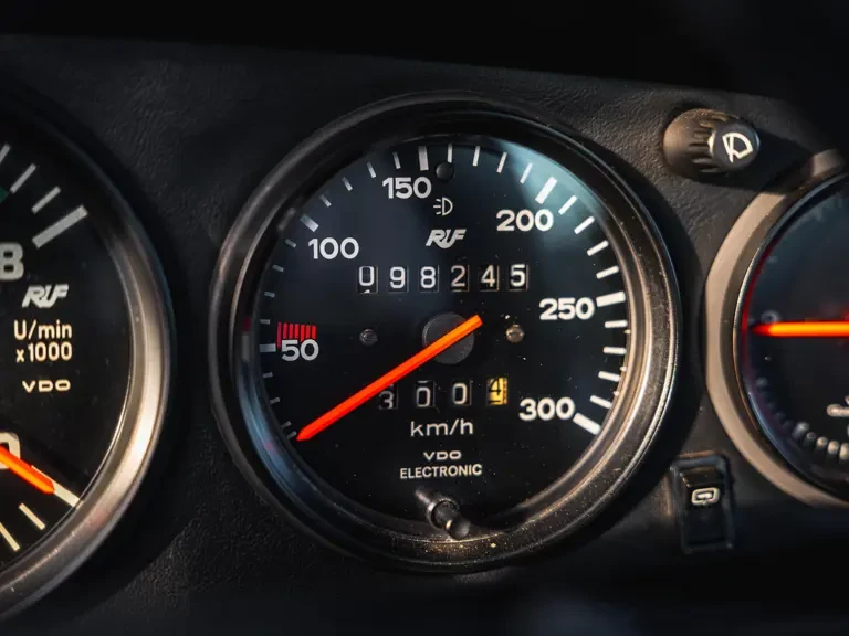 1986 Porsche 911 - Image 13 of 31