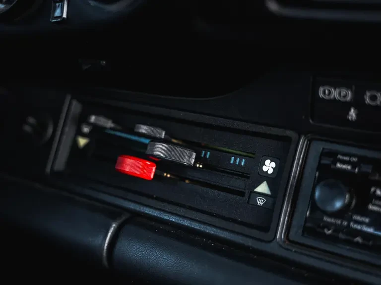 1986 Porsche 911 - Image 20 of 31
