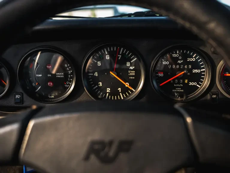 1986 Porsche 911 - Image 12 of 31