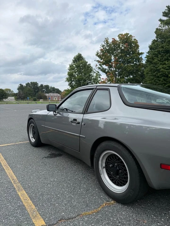 1986 Porsche 944 - Image 3 of 11