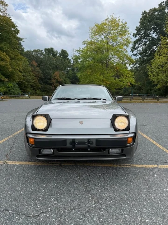 1986 Porsche 944 - Image 2 of 11