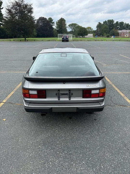 1986 Porsche 944 - Image 4 of 11