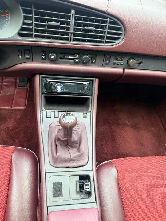 1986 Porsche 944 - Image 10 of 11