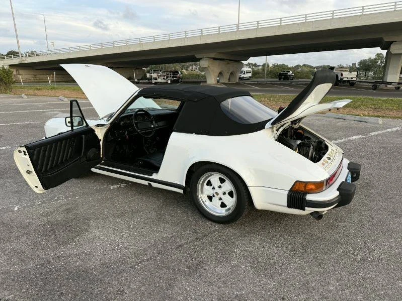 1986 Porsche 911 Carrera 3.2 - Image 12 of 24
