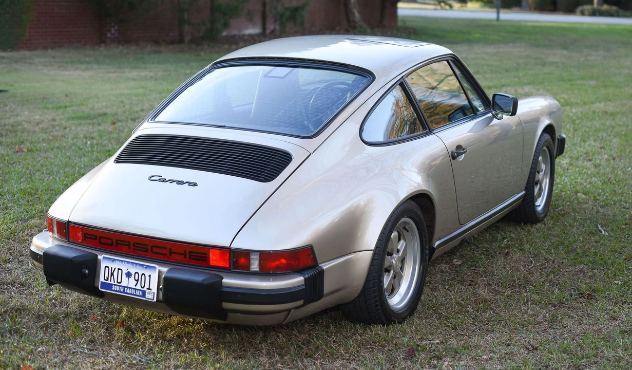 1986 Porsche 911 Carrera 3.2 - Image 5 of 12