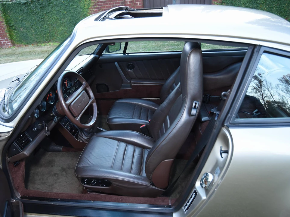 1986 Porsche 911 Carrera 3.2 - Image 10 of 12