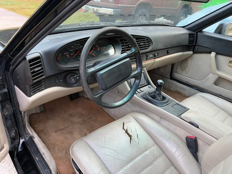 1986 Porsche 944 S - Image 12 of 17
