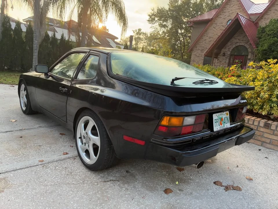 1986 Porsche 944 S - Image 7 of 17