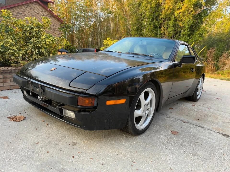 1986 Porsche 944 S - Image 6 of 17