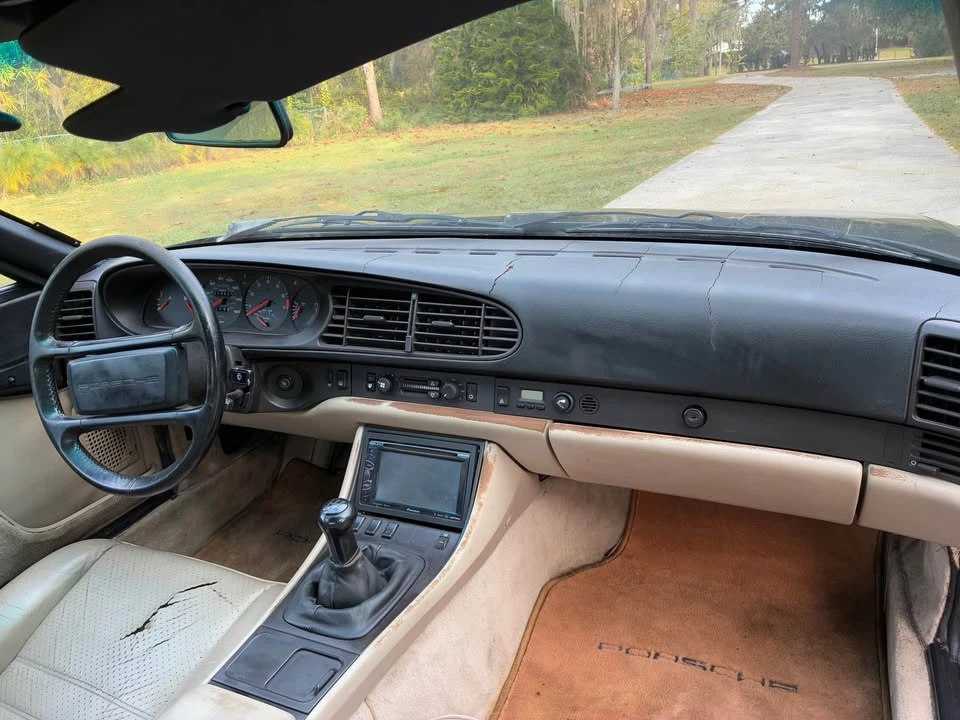 1986 Porsche 944 S - Image 13 of 17