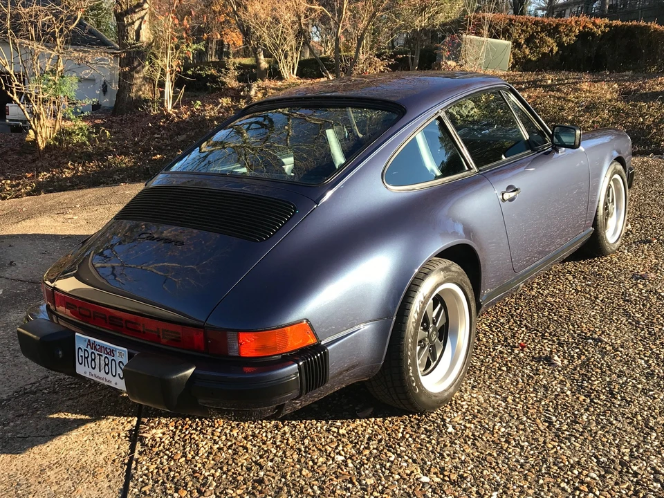 1986 Porsche 911 Carrera 3.2 - Image 11 of 12