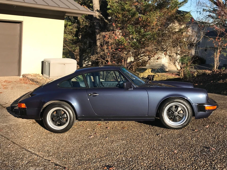 1986 Porsche 911 Carrera 3.2 - Image 9 of 12