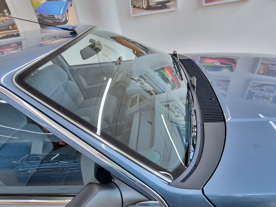 1986 Renault - Image 30 of 31