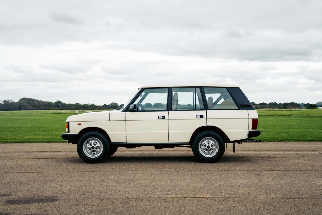1986 Land Rover Range Rover Classic - Image 13 of 31